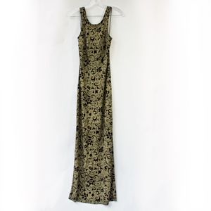 Vintage LONG GORGEOUS FIGURE-Fitting GOWN